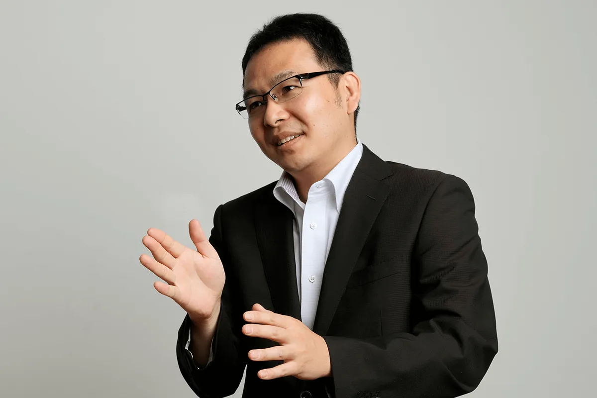 荻野 永策 氏