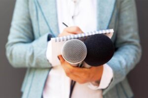 インタビュー記事の書き方。取材から構成までプロの全手順を解説!