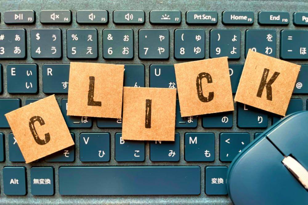 【業界・媒体別】CTRの平均はどのくらい？自社の数値を比較しよう